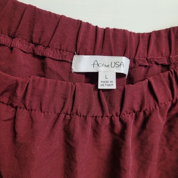 Active USA burgundy off the shoulder blouse - Picture 5 of 9
